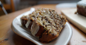 Ameisenkuchen mit weißer Glasur - Leckergebacken